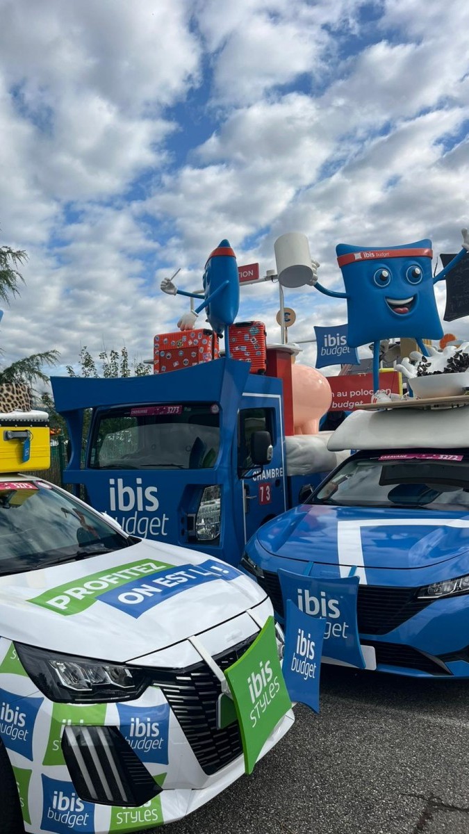 Plonger les clients dans l'univers du Tour de France